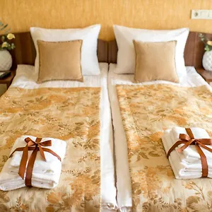 Hotel&spa Pysanka: Relaxation Oasis With Saunas And Jacuzzi Hotel