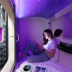 Kapselhotel Capsule Constellation 89 Lemberg