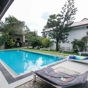 3* Отель Lioni Holidays