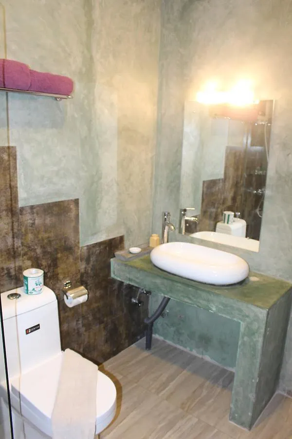 Hotel Villa Kapuru Negombo