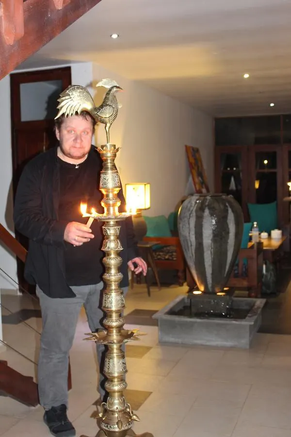 Hotel Villa Kapuru Negombo