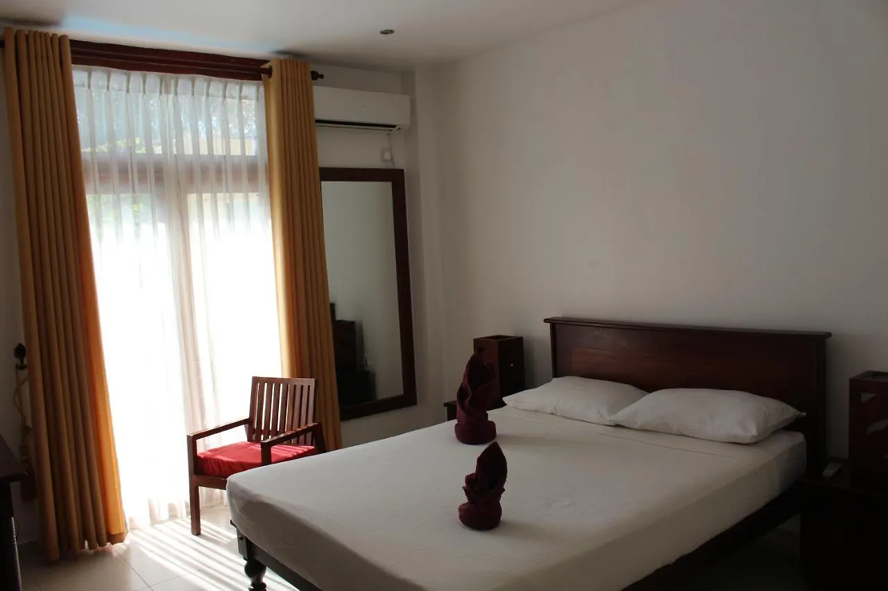 *** Hotel Villa Kapuru Negombo Sri Lanka